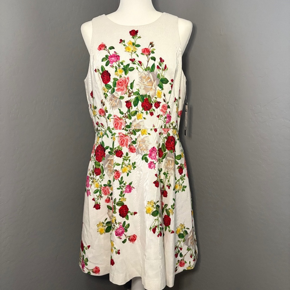 Tahari Arthur S. Levine Fit and Flare Floral Dress NWT Size 14P